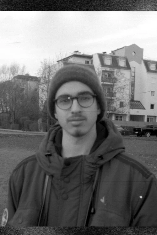 Photo of Ian Gladilin, Camera