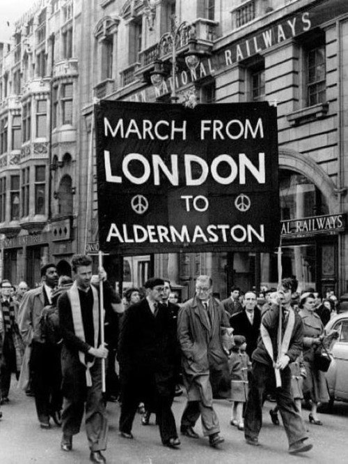 Movie poster for March to Aldermaston (1959)