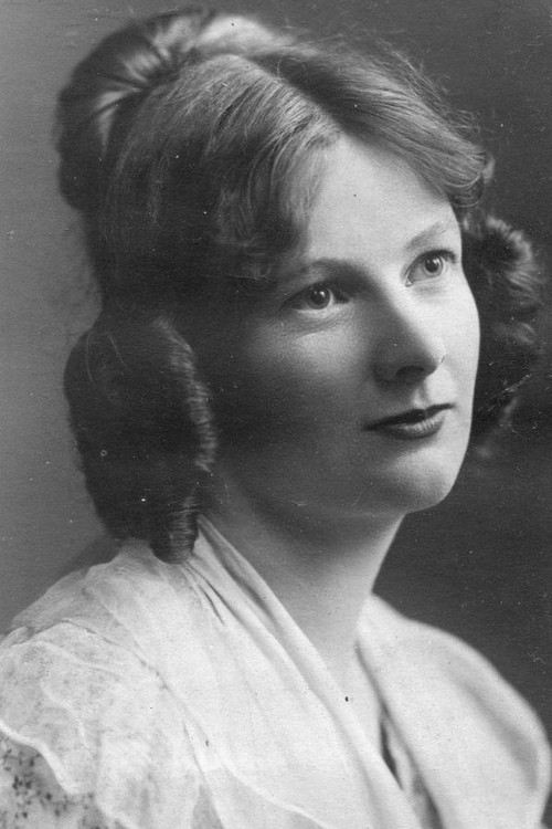 Photo of Viola Lyel, Acting