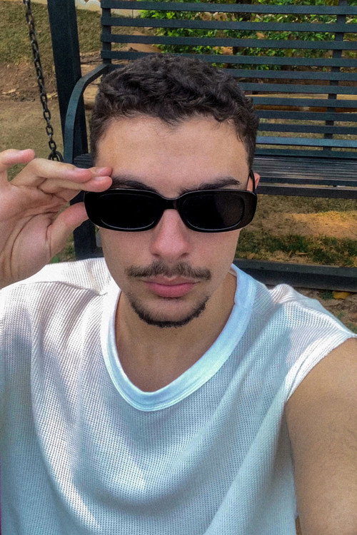 Photo of Raul Menezes, Acting
