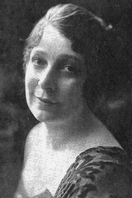 Photo of Laura Oakley, Acting