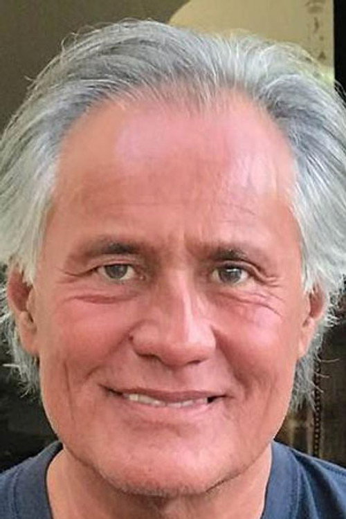 Photo of Daniel Ubaud, Acting