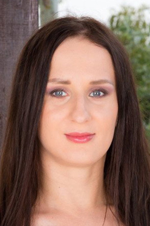 Photo of Emily Ross, Acting