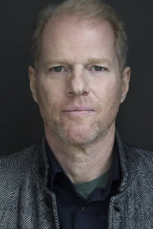 Noah Emmerich profile