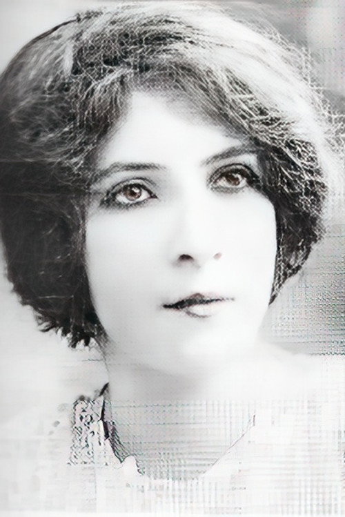 Photo of Suzanne Revonne, Acting