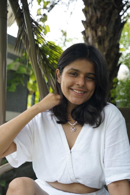 Photo of Mahek Alwani, Acting