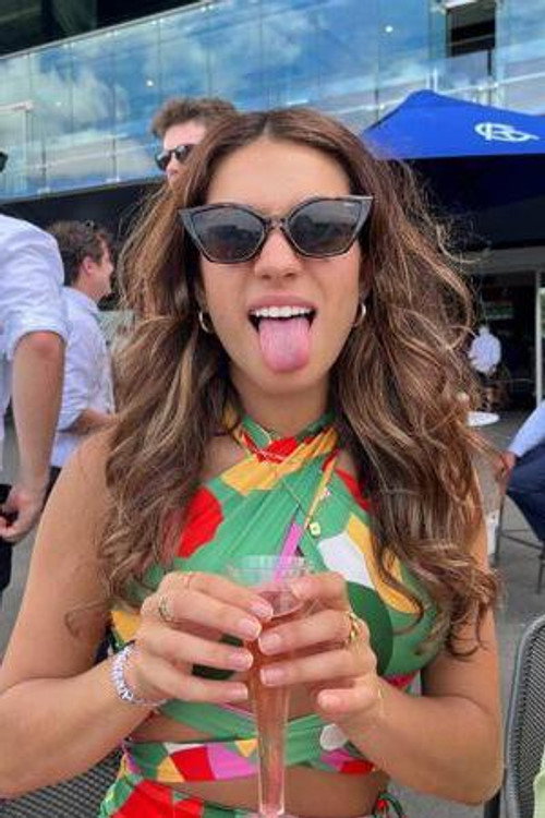 Isabelle Graiche profile