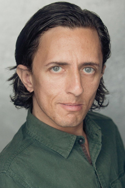 Photo of Elliot Harris, Acting