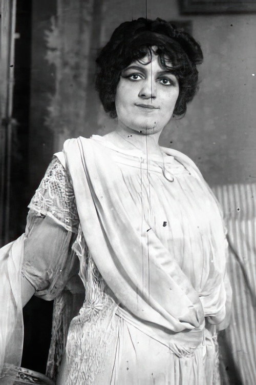 Photo of Madeleine Roch, Acting