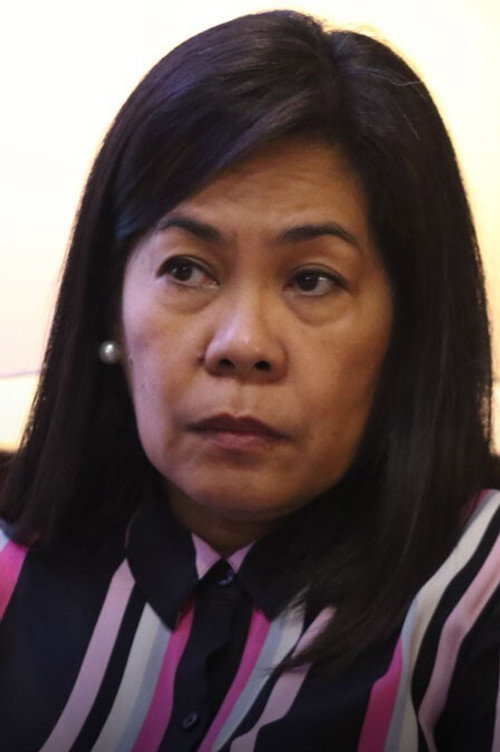 Photo of Mel Mendoza-Del Rosario, Writing