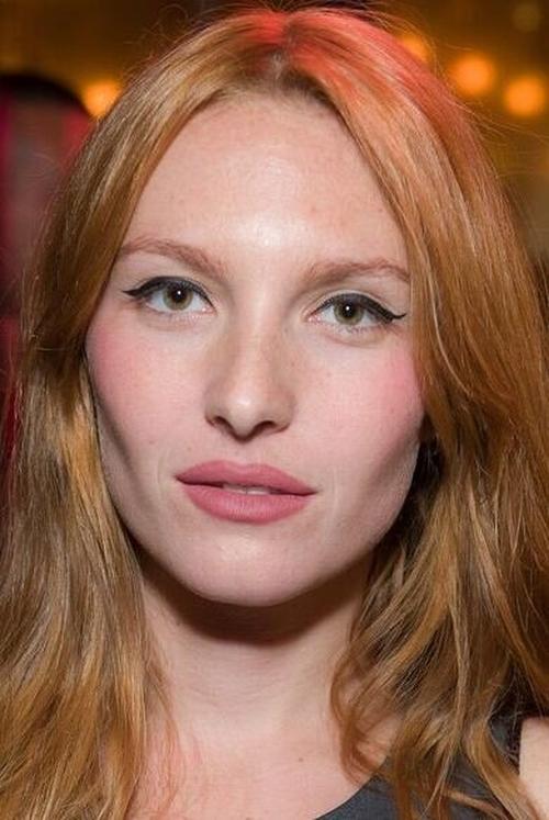 Joséphine de la Baume profile