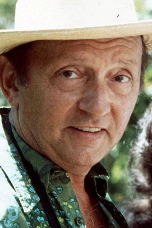 Photo of Harold Robbins, Writing