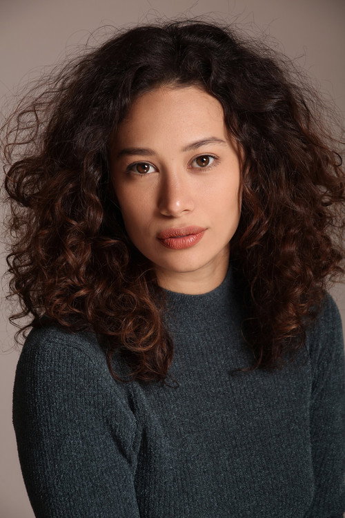 Photo of Daniela Bueno, Acting