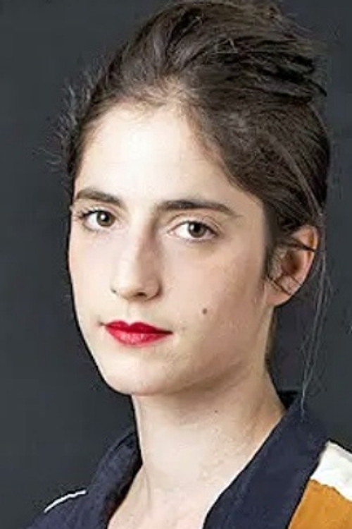 Lucie Desclozeaux profile