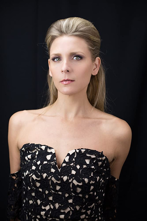 Photo of Michelle Lang, Acting