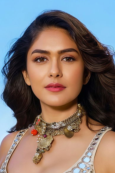 Mrunal Thakur profile