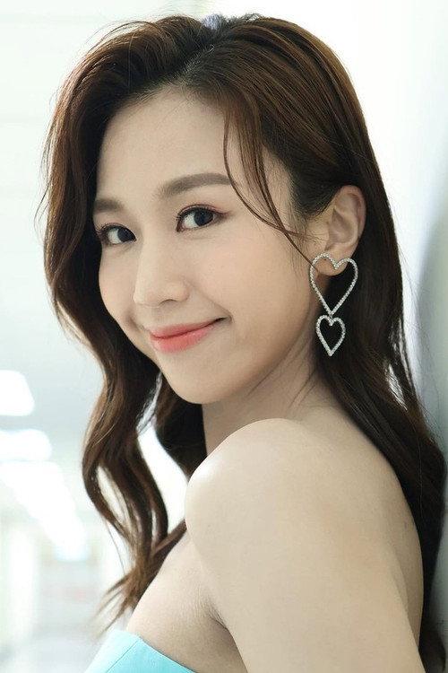 Photo of Roxanne Ho Pui-Ga, Acting