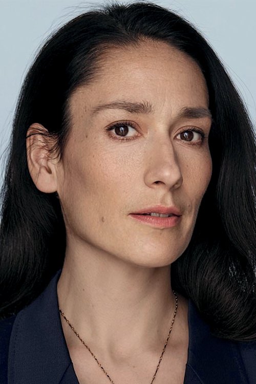 Sian Clifford profile