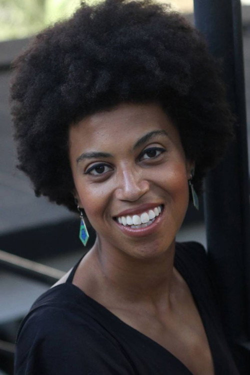 Photo of Thaís Cabral, Acting