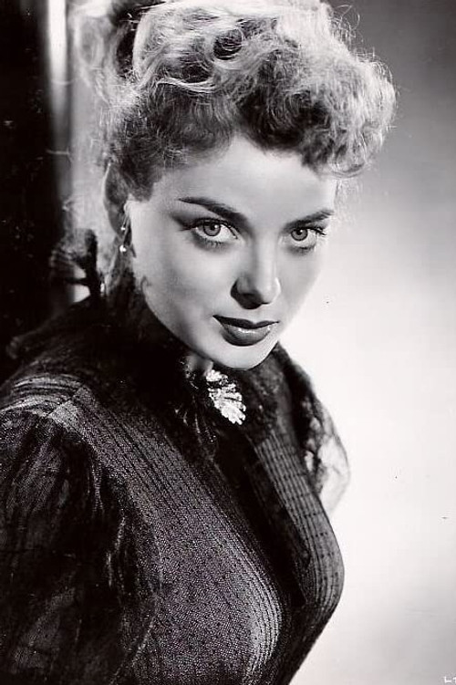 Photo of Mary Jo Tarola, Acting