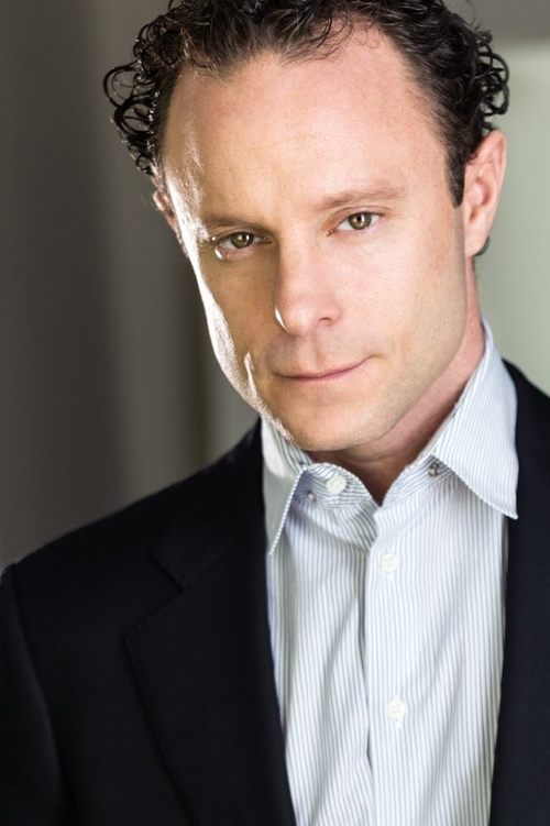 Faust Checho profile