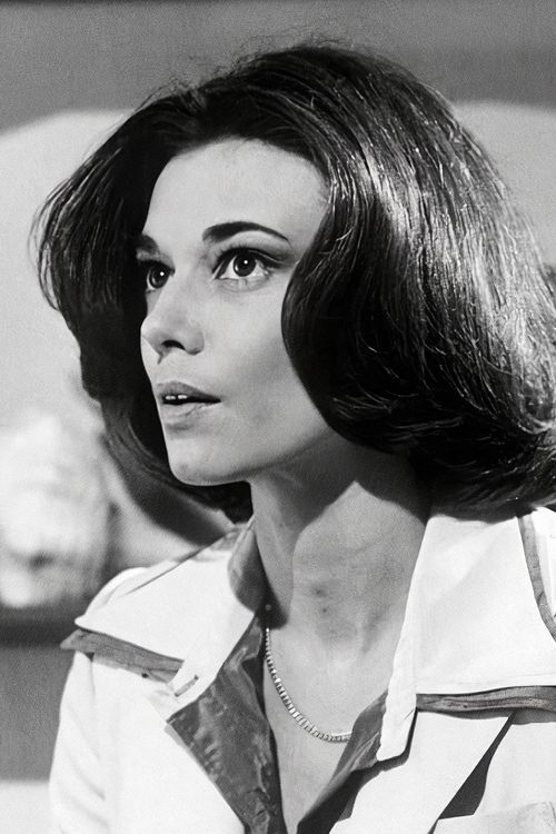 Tricia O'Neil profile