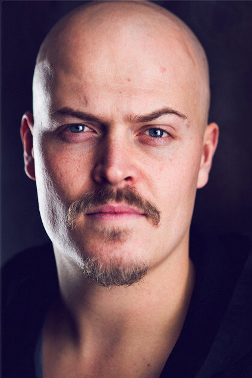 Photo of Hunter Emery, Acting