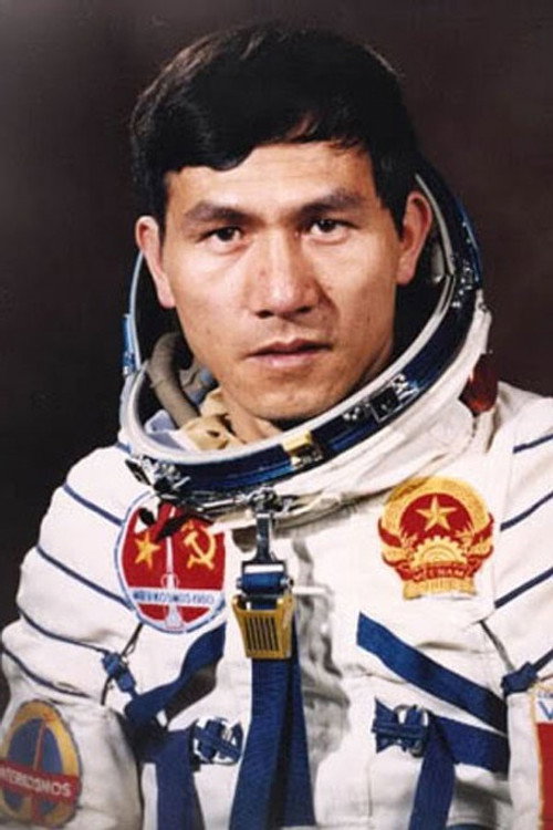 Photo of Pham Tuân, Acting