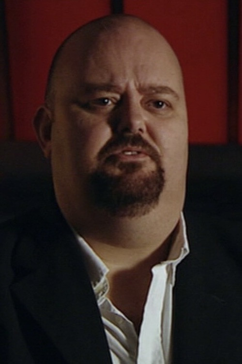 Gareth Roberts profile