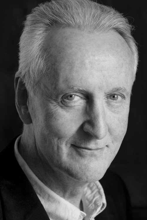 Hugh Fraser profile
