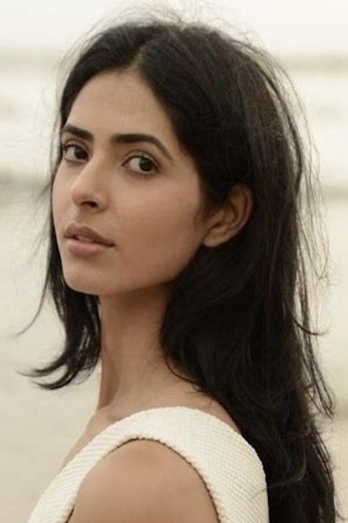 Pankhuri Gidwani profile