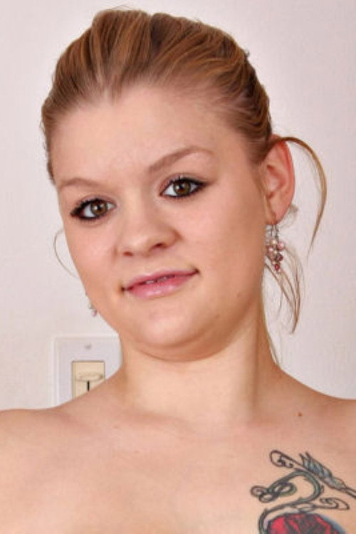 Photo of Cassie Hills, Acting