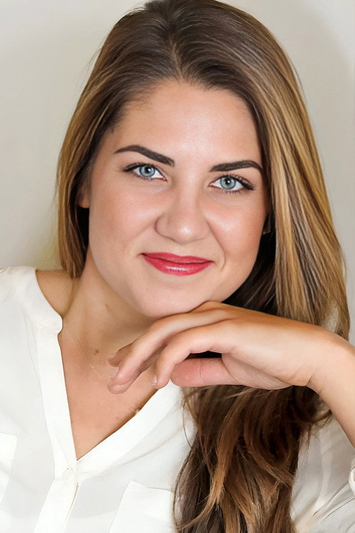 Photo of Sarah Schaub, Acting