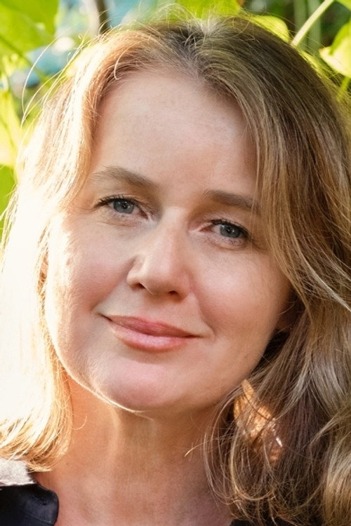 Photo of Elise McCredie, Writing