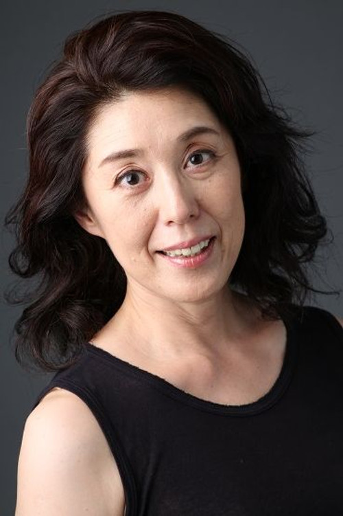 Tomoko Shiota profile