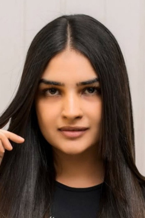 Photo of Shenaya Vanhoff, Acting