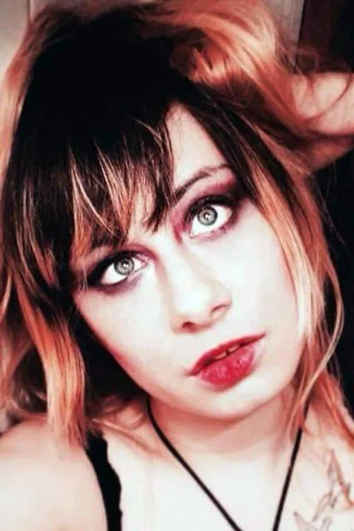 Photo of Amanda Flowers, Acting