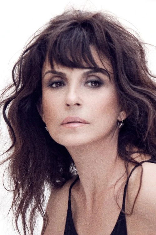 Ayşegül Aldinç profile