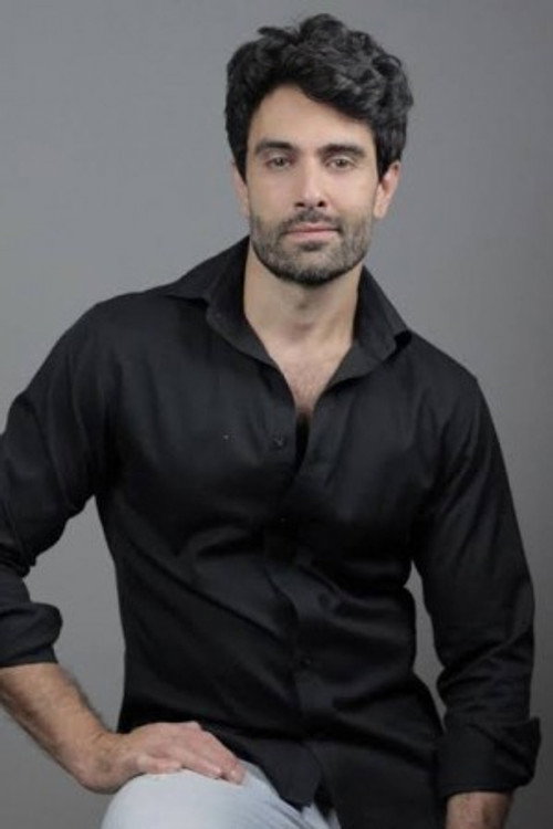 Homero Ligere profile