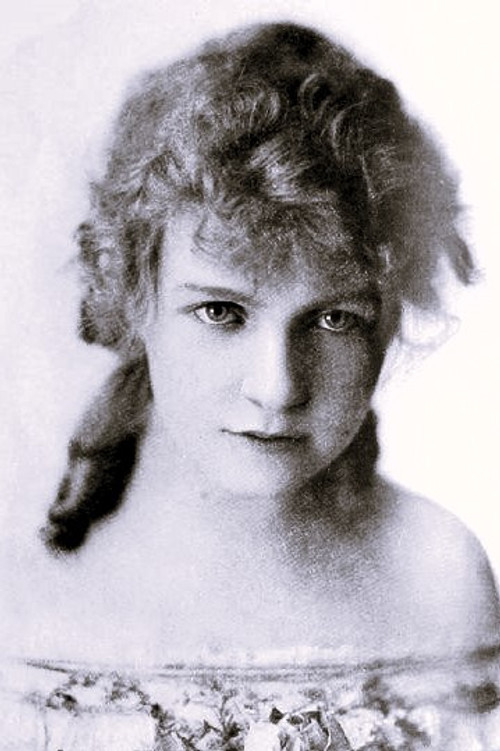 Photo of Isabel Rea, Acting
