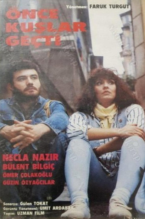 Movie poster for Önce Kuşlar Geçti (1990)