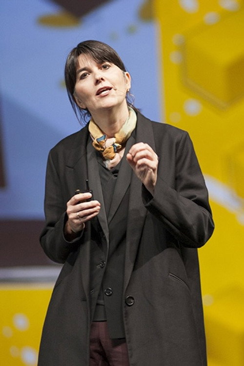 Photo of María Belón, Writing
