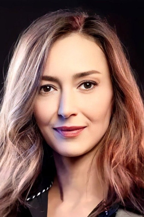 Özlem Çınar profile
