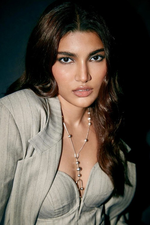 Photo of Alizeh Agnihotri, Acting