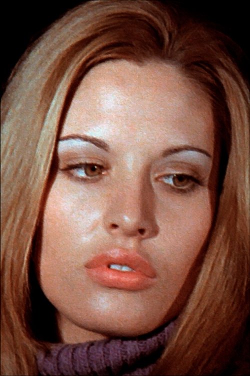 Carmen Yazalde profile