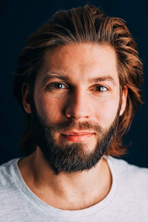 Simon Stenspil profile