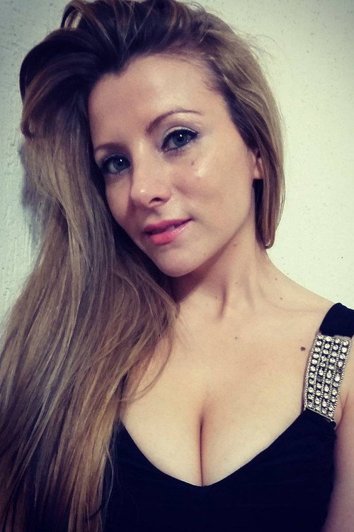 Photo of Mercedes Regina, Acting