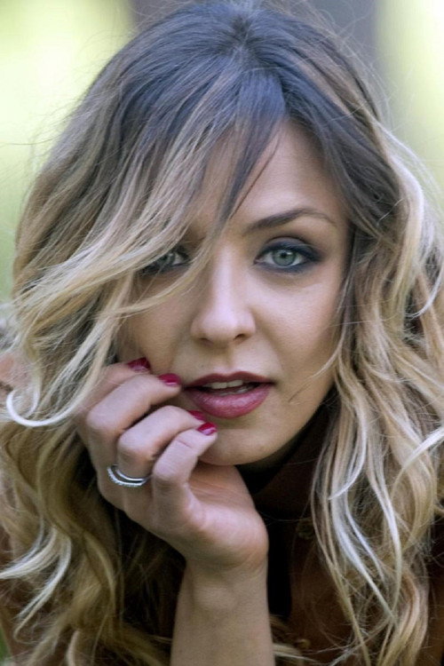 Myriam Catania profile