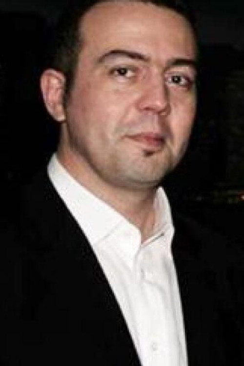 Julien Carbon profile