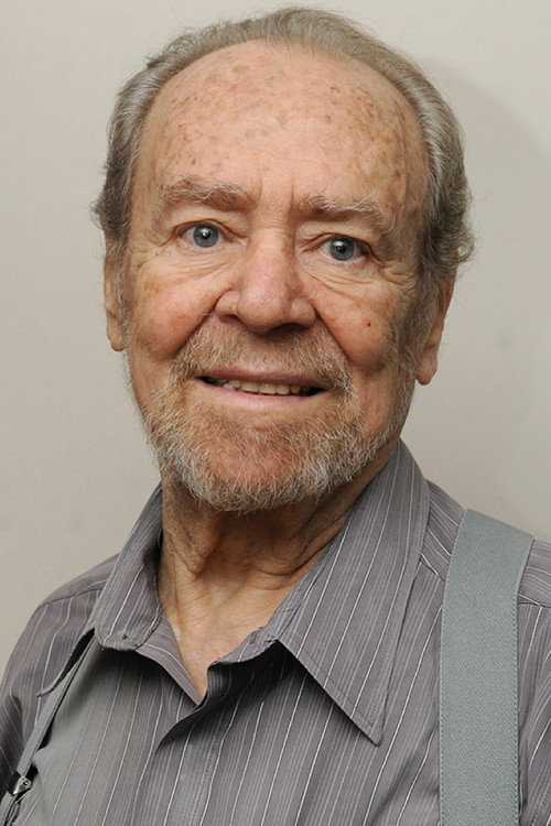 Marco Julio Linares profile